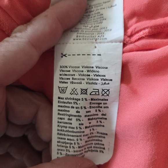 ⭐️Vera Moda Peach Embellished Relaxed Tank Top Size Med - Picture 7 of 8